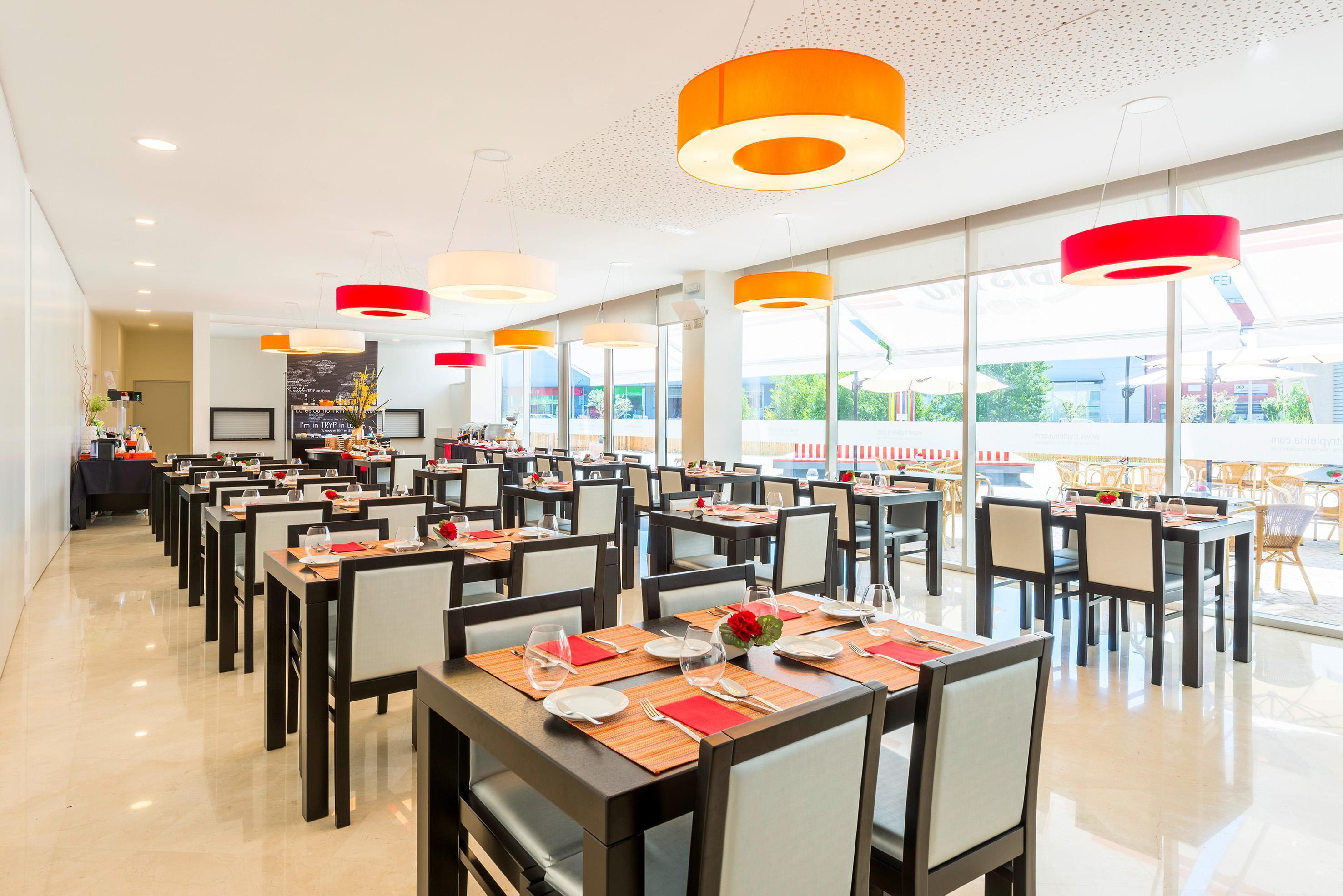 Tryp By Wyndham Leiria Hotel Ngoại thất bức ảnh