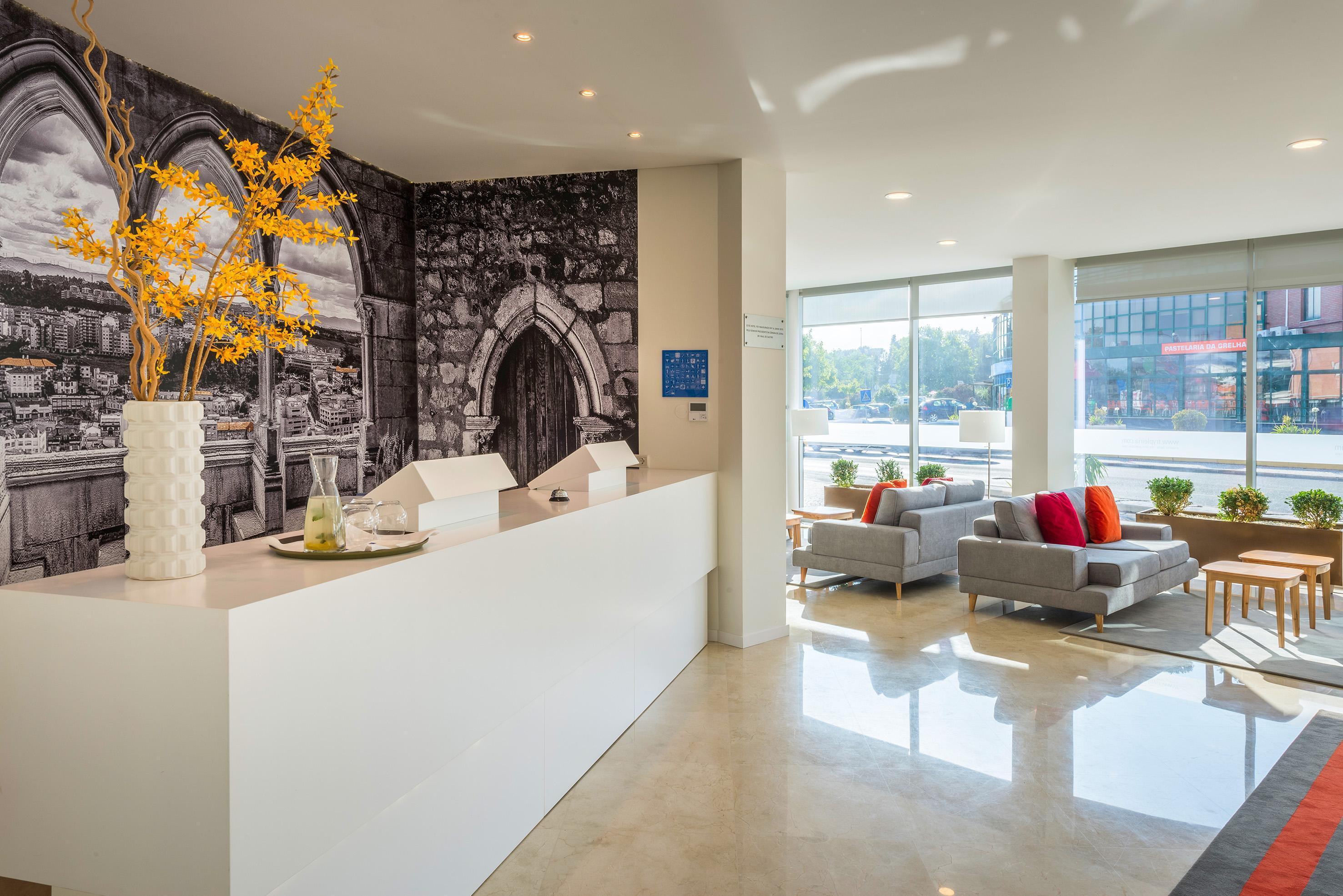 Tryp By Wyndham Leiria Hotel Ngoại thất bức ảnh