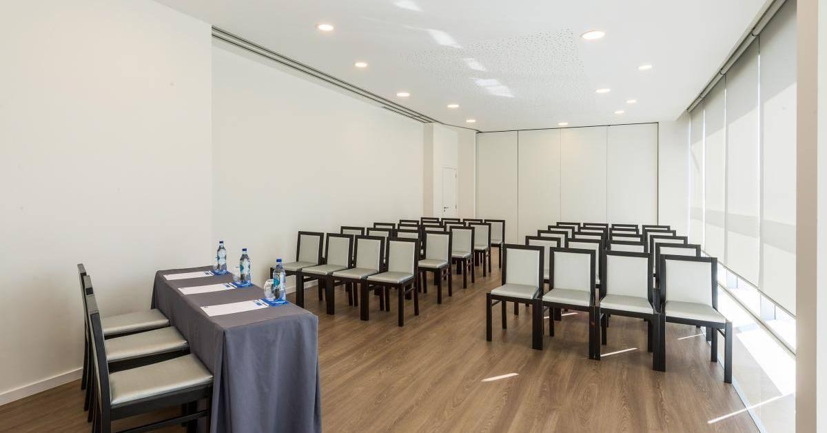 Tryp By Wyndham Leiria Hotel Ngoại thất bức ảnh