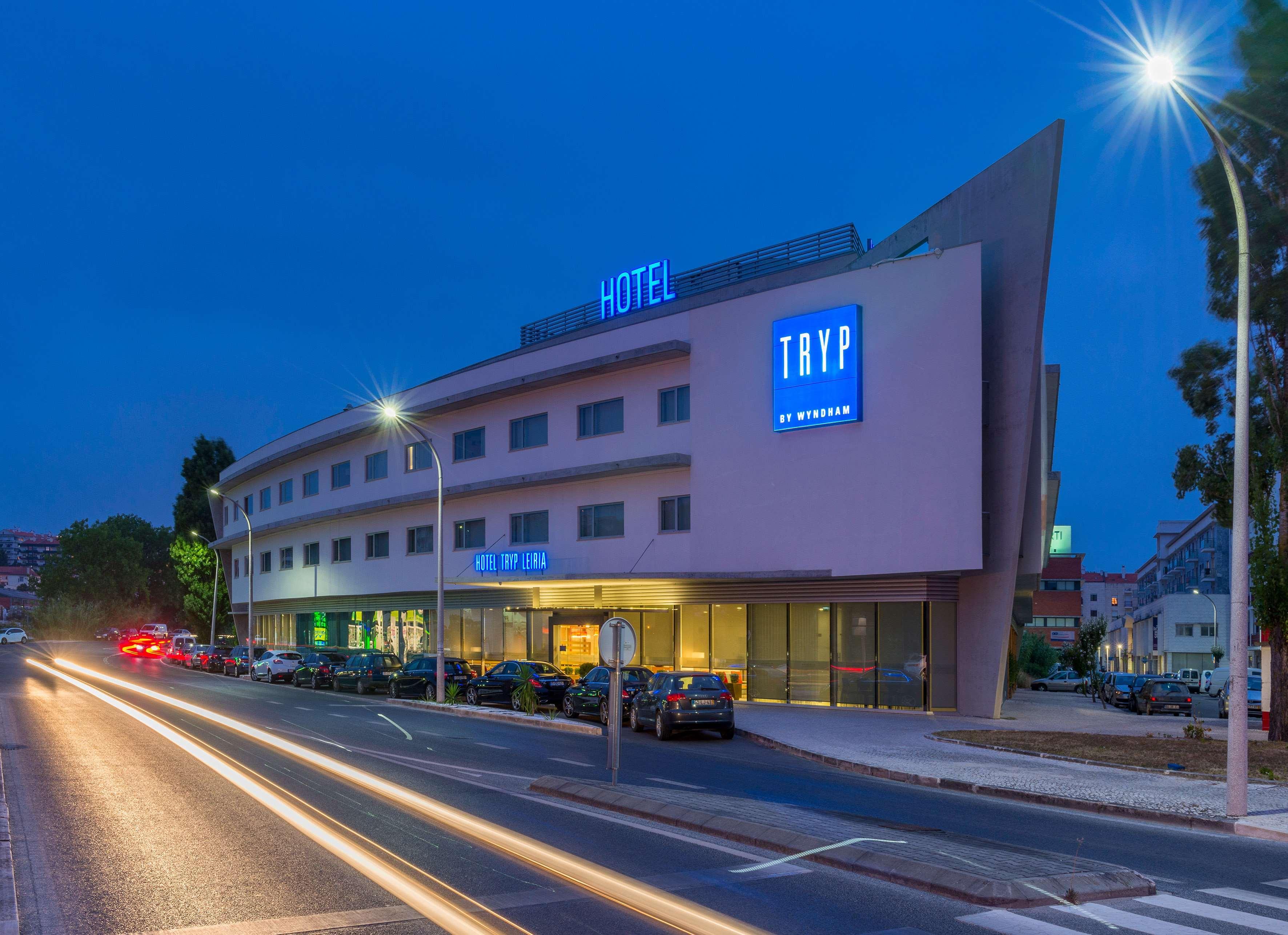 Tryp By Wyndham Leiria Hotel Ngoại thất bức ảnh