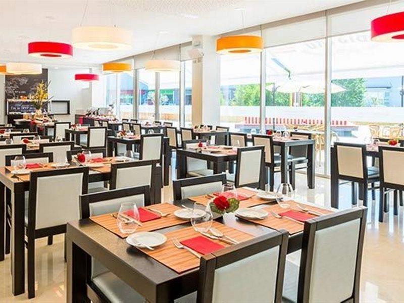 Tryp By Wyndham Leiria Hotel Ngoại thất bức ảnh
